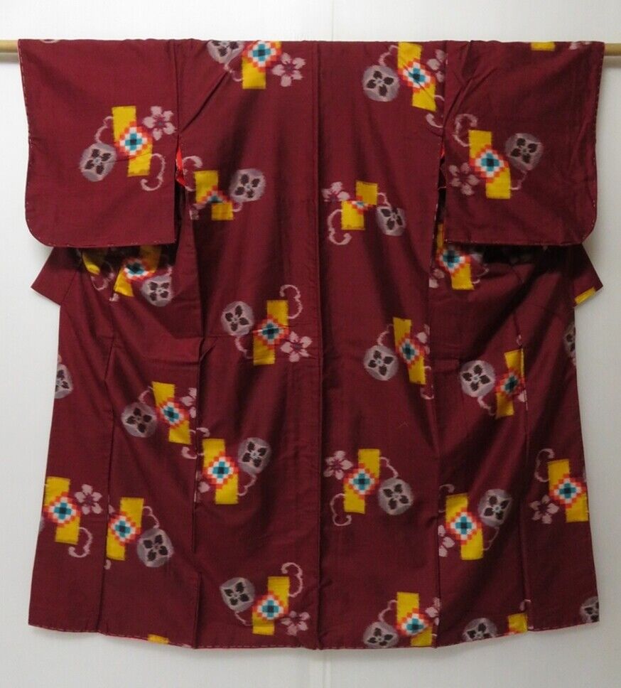 T Z Vintage Japanese Kimono Silk Meisen Komon Burgundy Flower