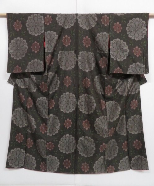 Photo1: 1004i04z520 Vintage Japanese Kimono Silk TSUMUGI Dark olive brown Flowers (1)