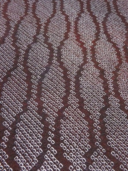 Photo1: 1C02z40  Japanese Kimono Silk  FABRIC Shibori dyeing Dark brown 32.3x12.6 (1)