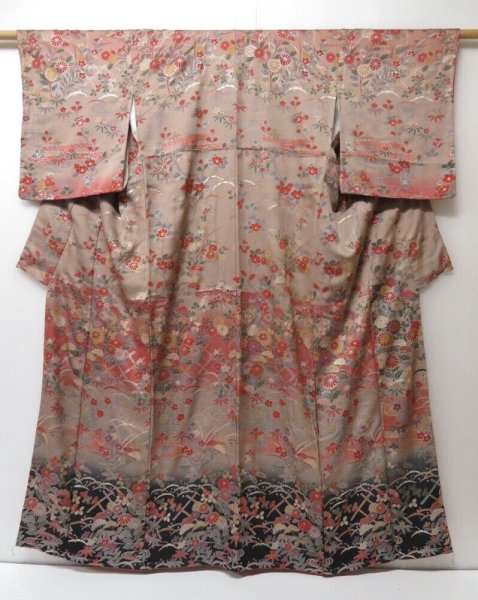 Photo1: 2010T01z930  Japanese Kimono Silk TSUKESAGE Flowers Light brown (1)