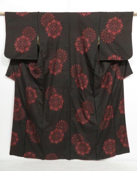 Photo1: 0930i09z630 Vintage Japanese Kimono Silk TSUMUGI Dark brown-black Flowers (1)