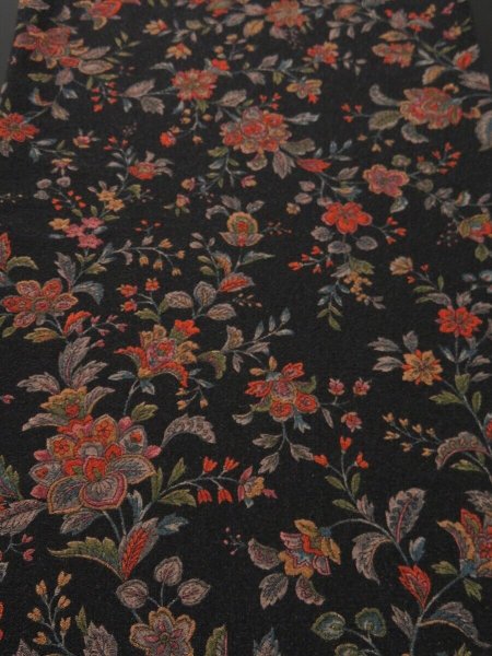 Photo1: 2V02z70 Japanese Kimono Crepe Silk  FABRIC Black Flowers 43.3" (1)