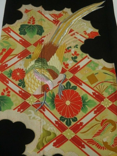 Photo1: 2E01z110 Vintage Japanese Kimono Silk  FABRIC Black Bird  45.7" (1)