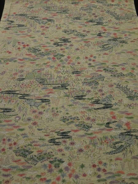 Photo1: 3J03z80 Vintage Japanese Kimono Silk  FABRIC Cream Garden 60.6" (1)