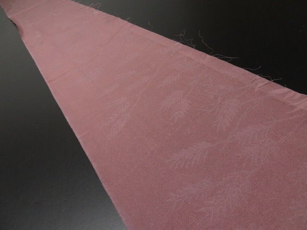 Photo1: 1U09z60 Japanese Kimono Silk  FABRIC Rosy brown Plants 77.2" (1)