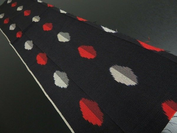 Photo1: 3A10z30 Vintage Japanese Kimono Silk  FABRIC Dark navy, Red   31.5" (1)