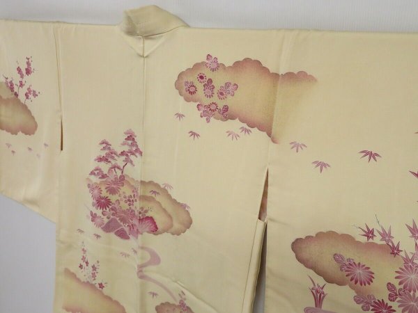 Photo1: 0702i09z600 Vintage Japanese Kimono Silk HAORI Light cream yellow Fog, Flowers (1)