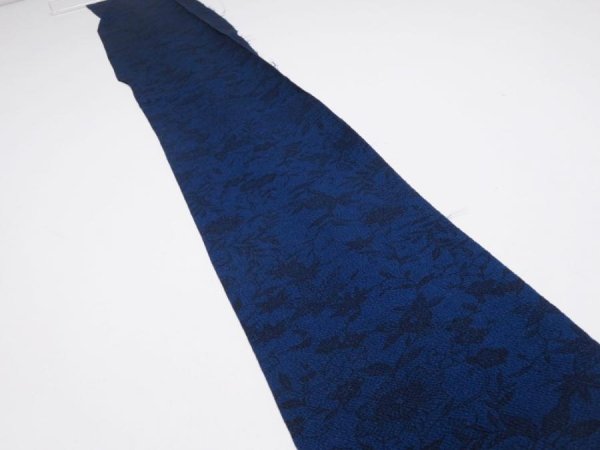 Photo1: 4H07z50  Japanese Kimono Crepe Silk  FABRIC Flowers Indigo 58.3x5.5 (1)