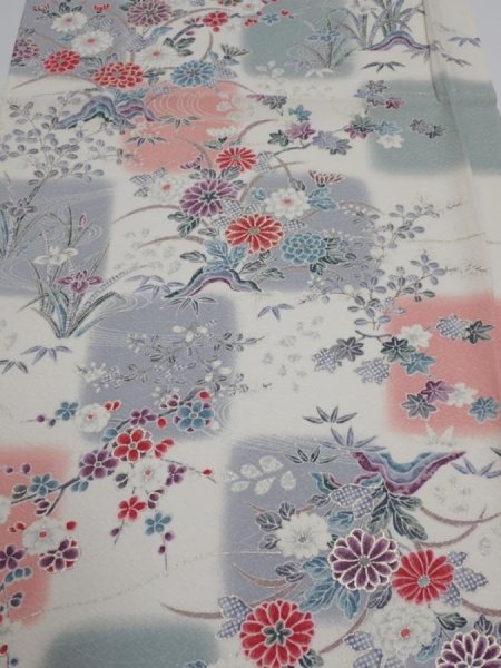 Photo1: 2i01z60  Japanese Kimono Silk  FABRIC Flowers Off-white 41.7x14.8 (1)