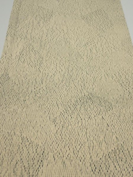 Photo1: 2J05z100  Japanese Kimono Silk  FABRIC Shibori Light cream 65.4x14.2 (1)