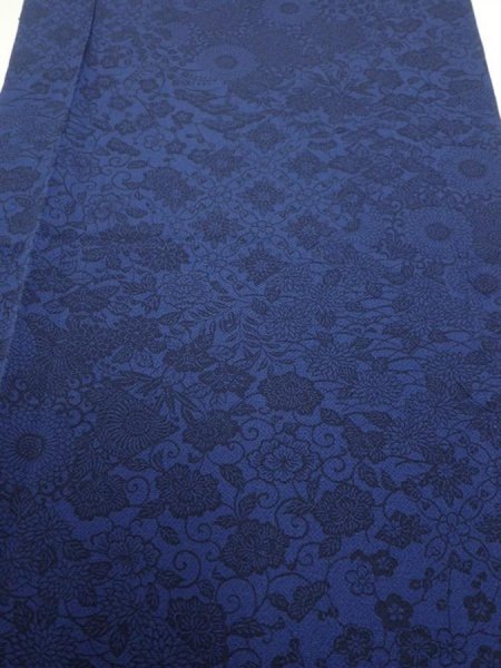 Photo1: 2J03z110  Japanese Kimono Crepe Silk  FABRIC Flowers Indigo 66.9x15.0 (1)