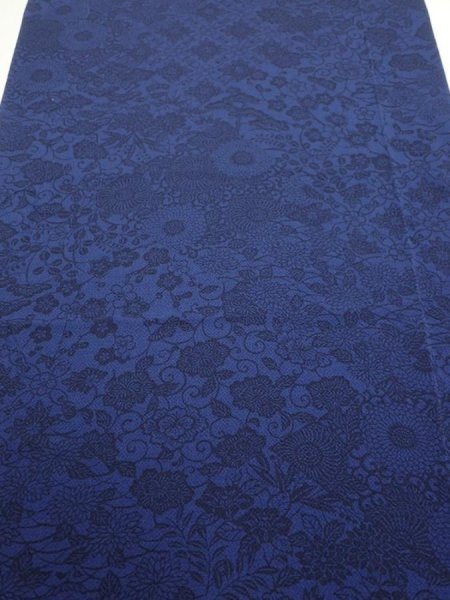 Photo1: 2J04z110  Japanese Kimono Crepe Silk  FABRIC Flowers Indigo 67.7x15.0 (1)