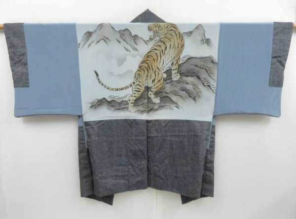 Photo1: 4602T15z620 Vintage Japanese Kimono Silk Men's HAORI Tiger Gray (1)