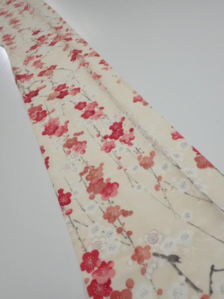 Photo1: 2U08z40  Japanese Kimono Silk  FABRIC Plum branch Off-white 56.7x7.5 (1)