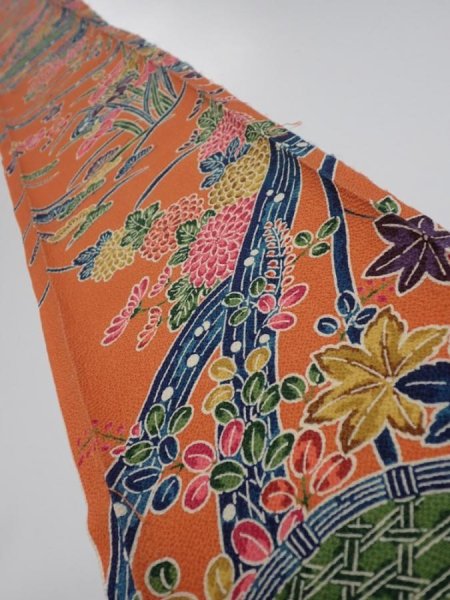 Photo1: 2Z07z50  Japanese Kimono Crepe Silk  FABRIC Maple  58.3x7.5 (1)