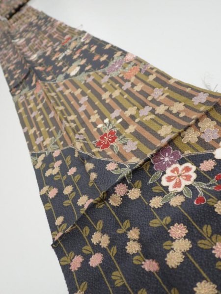 Photo1: 2R09z60  Japanese Kimono Silk  FABRIC Sakura Dark gray 87.4x7.1 (1)