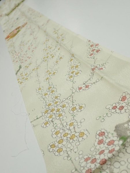 Photo1: 2E09z50  Japanese Kimono Silk  FABRIC Plum branch Lime-white 84.3x6.7 (1)