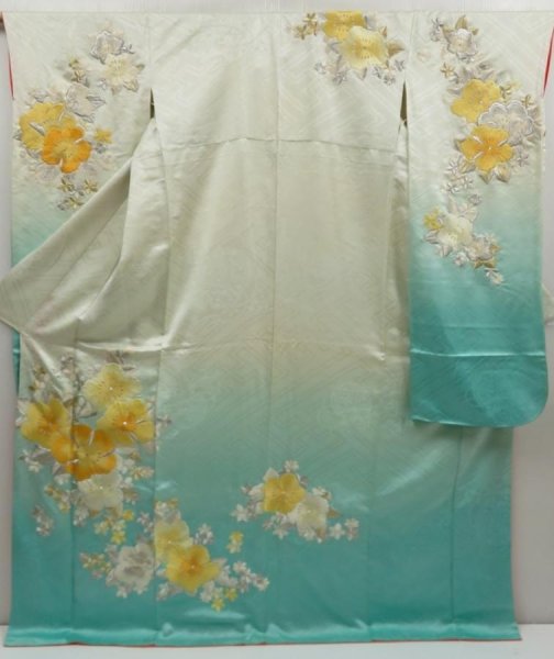 Photo1: 5006T01z1380 Vintage Japanese Kimono Silk FURISODE Flowers Off-white (1)